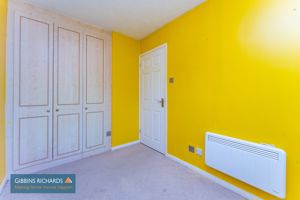 Bedroom- click for photo gallery